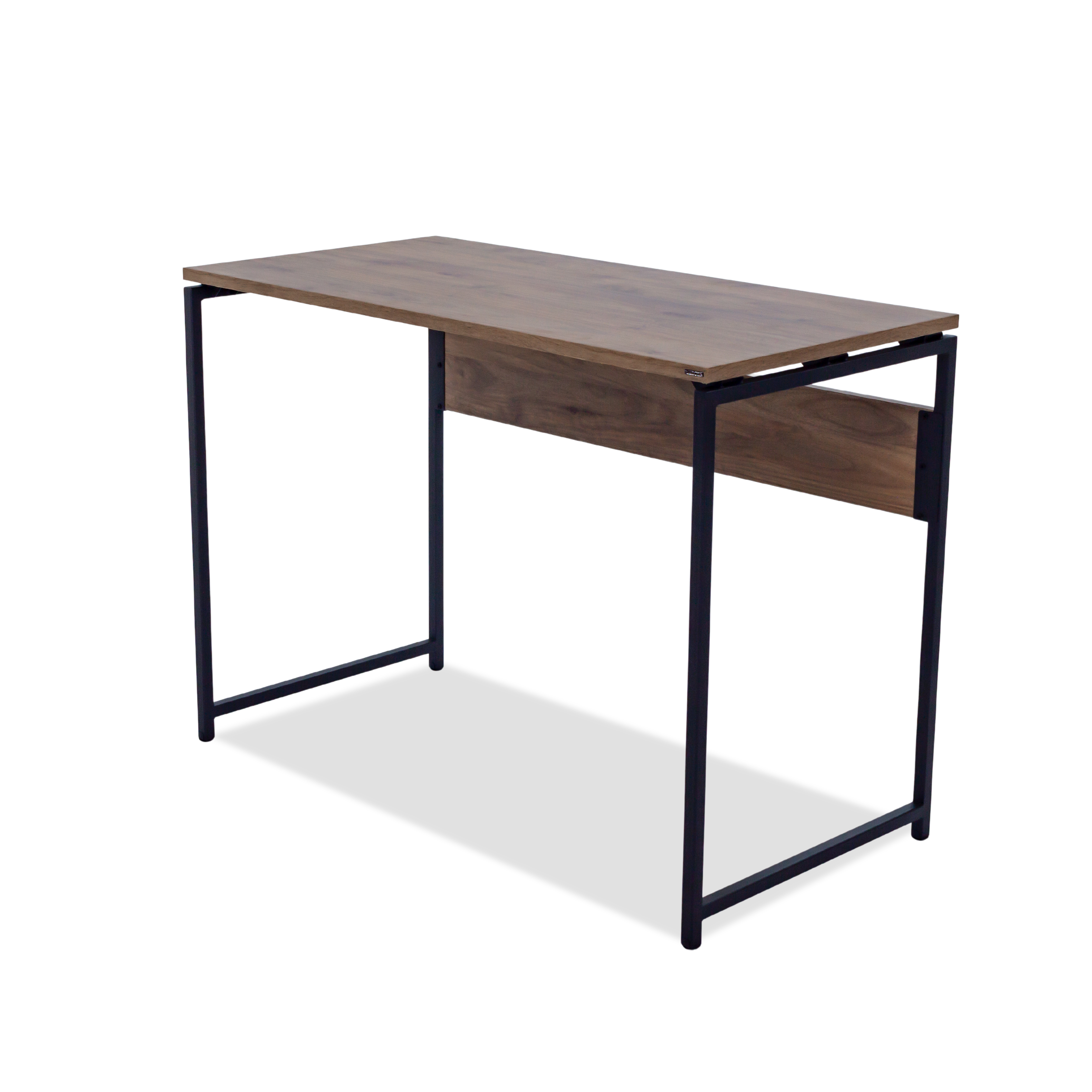 escritorio con faldón