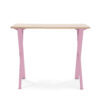 Escritorio pequeño rosado